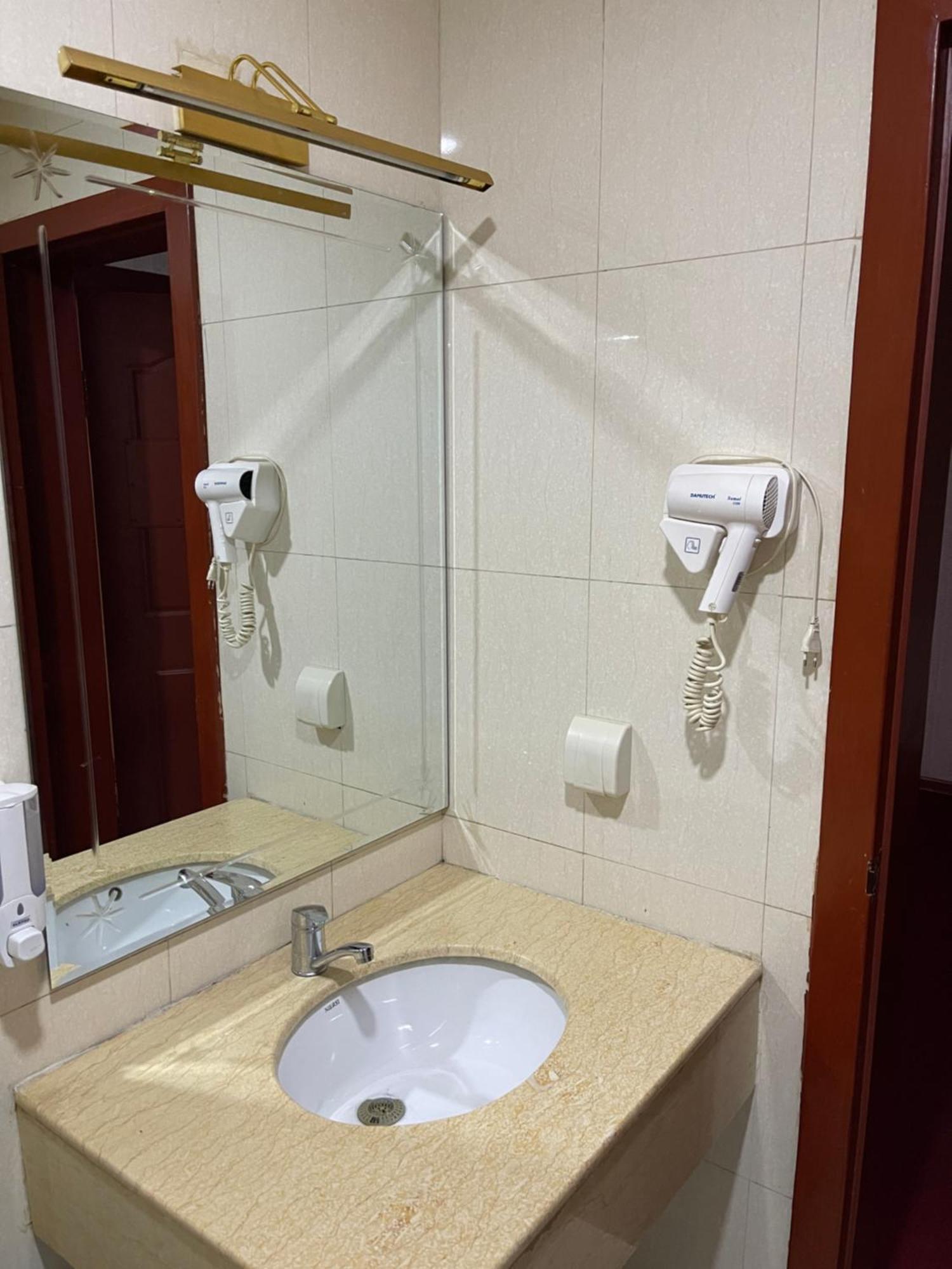 золотой дракон 3*