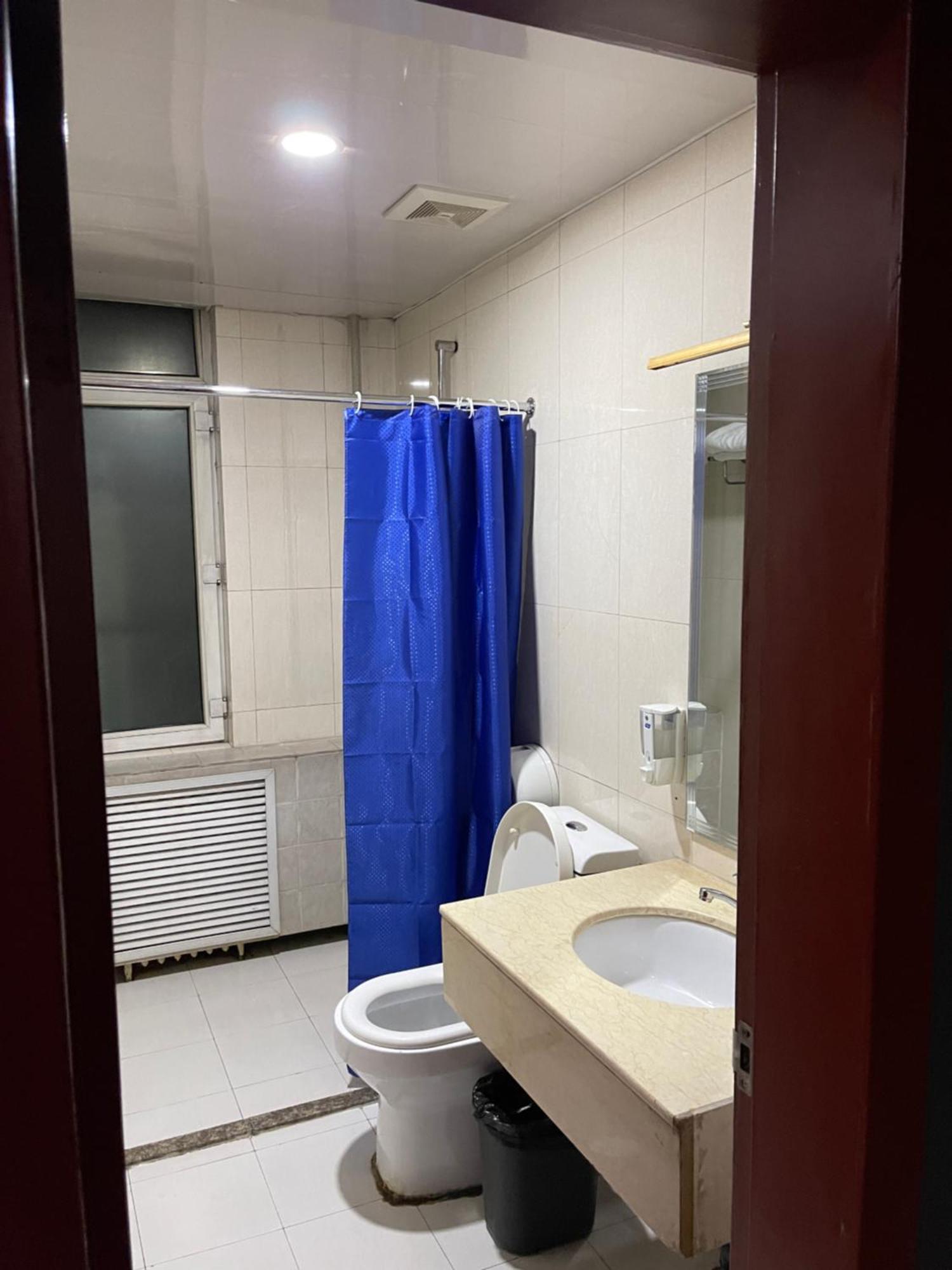 золотой дракон 3* Алматы