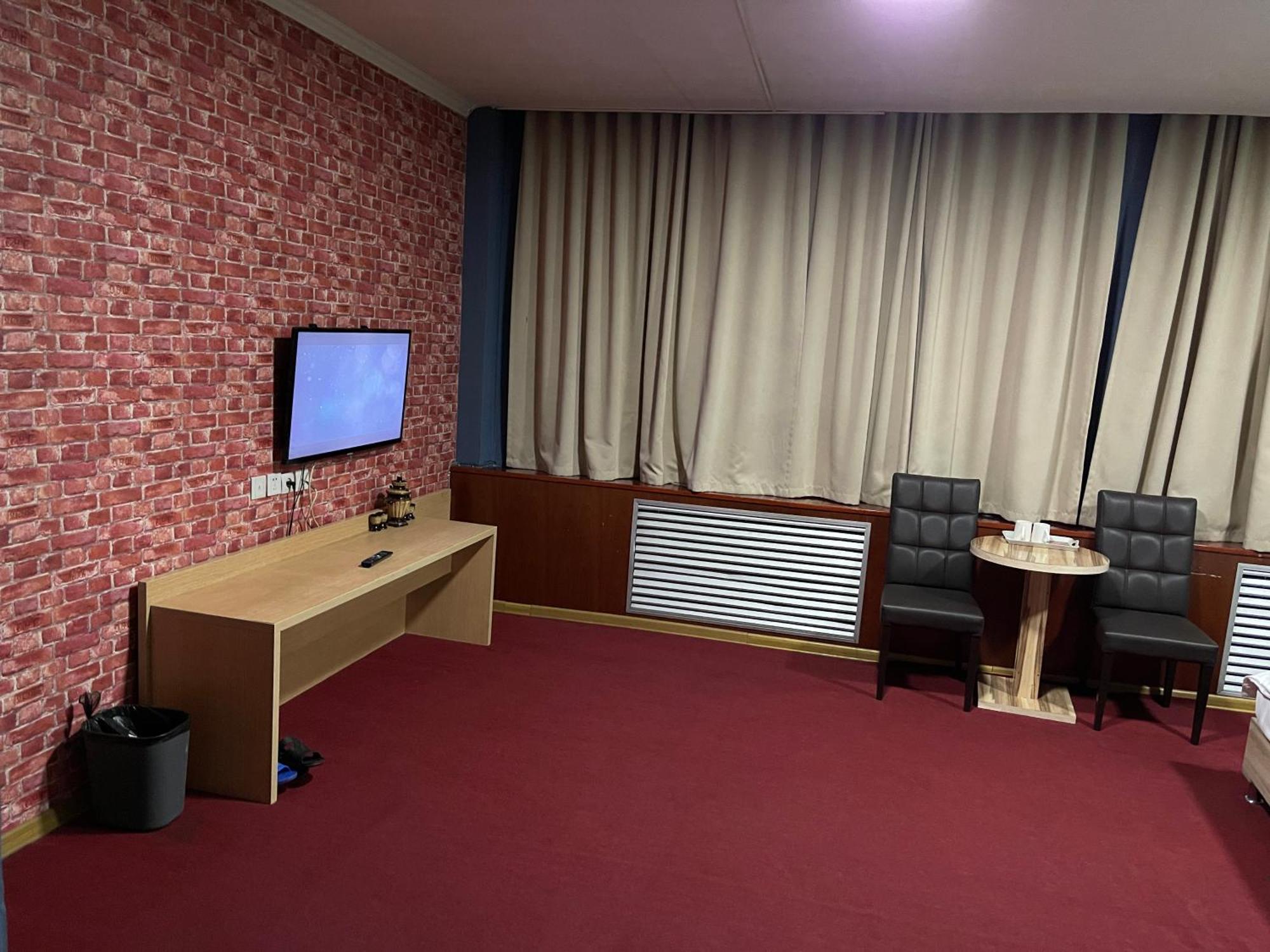 золотой дракон 3* Алматы